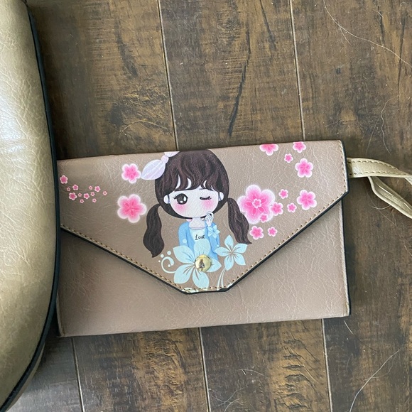 Purse with matching wristlet - Picture 9 of 9